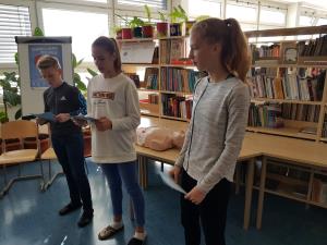 LK Trebnje - predaja opreme za ozivljanje 16102017, foto Petra Krnc Laznik (2)